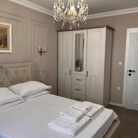 The Signature French Haven Elegant Appartement