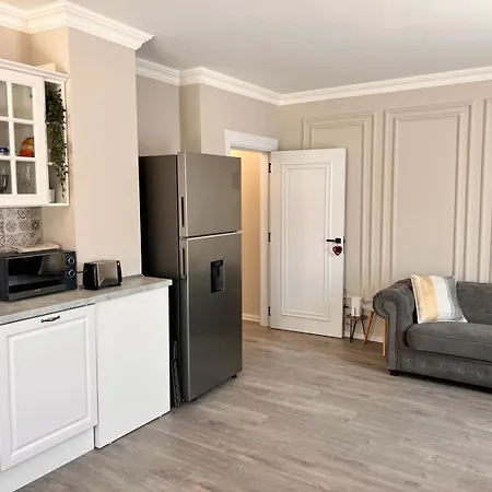 The Signature French Haven Elegant Appartement Plovdiv